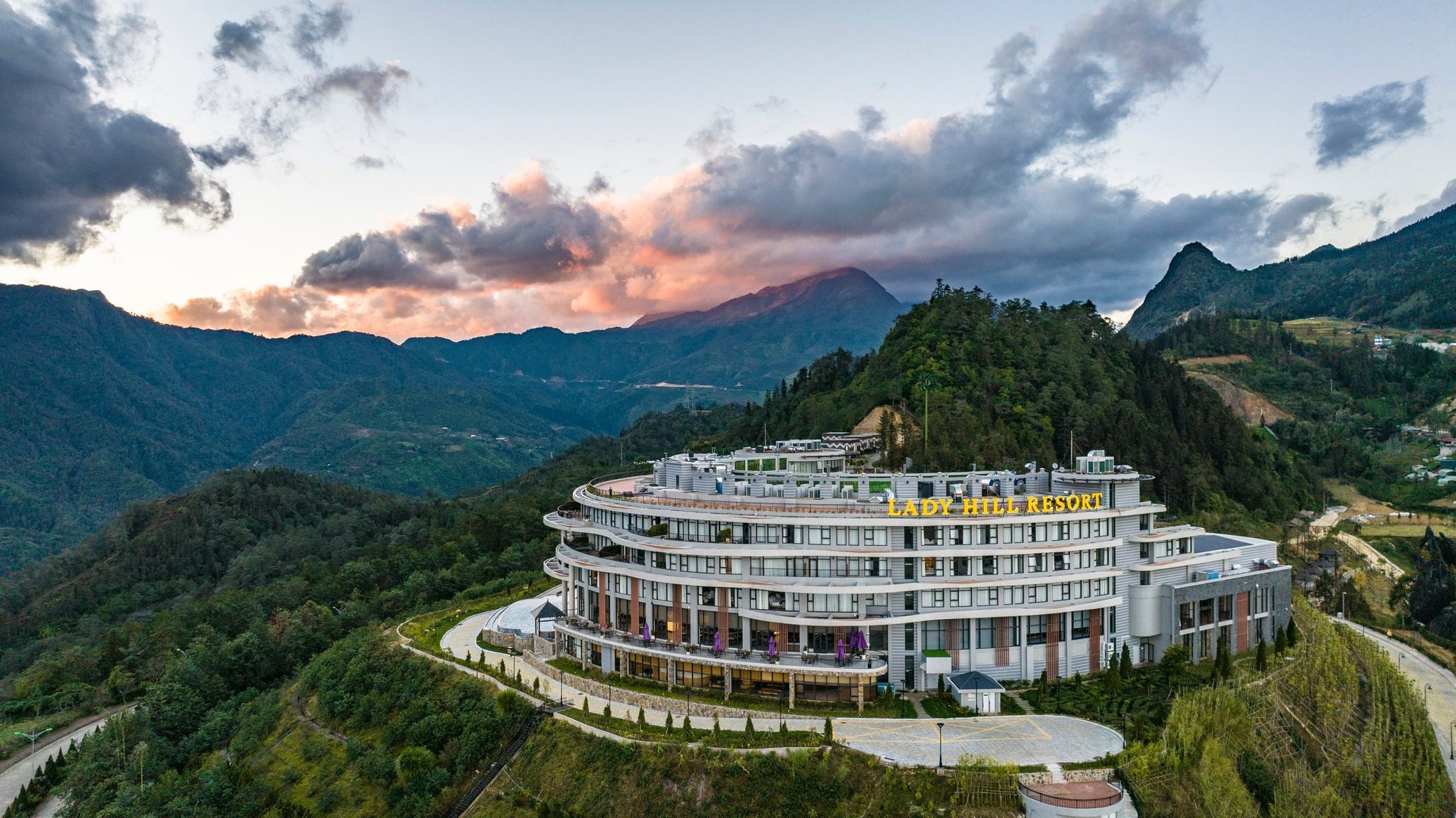 Lady Hill Sapa Resort